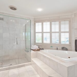 Shower Enclosure & tray return to Bathroom Mountain | Bathroom Mountain Returns